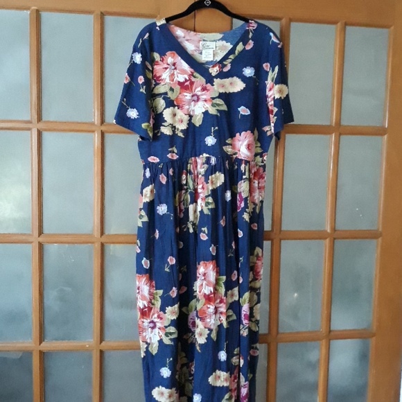 GUnit FASHIONS Dresses & Skirts - 💦WOMEN'S DRESS💦